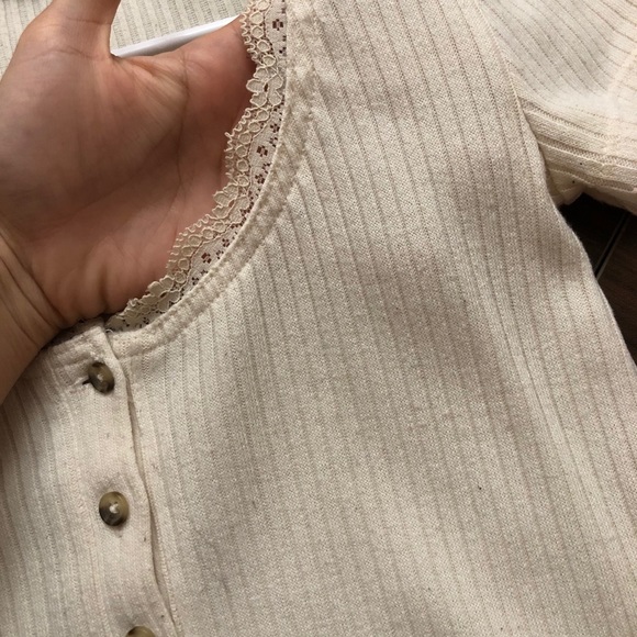 Cream Ribbed Button Up Top - Picture 4 of 6